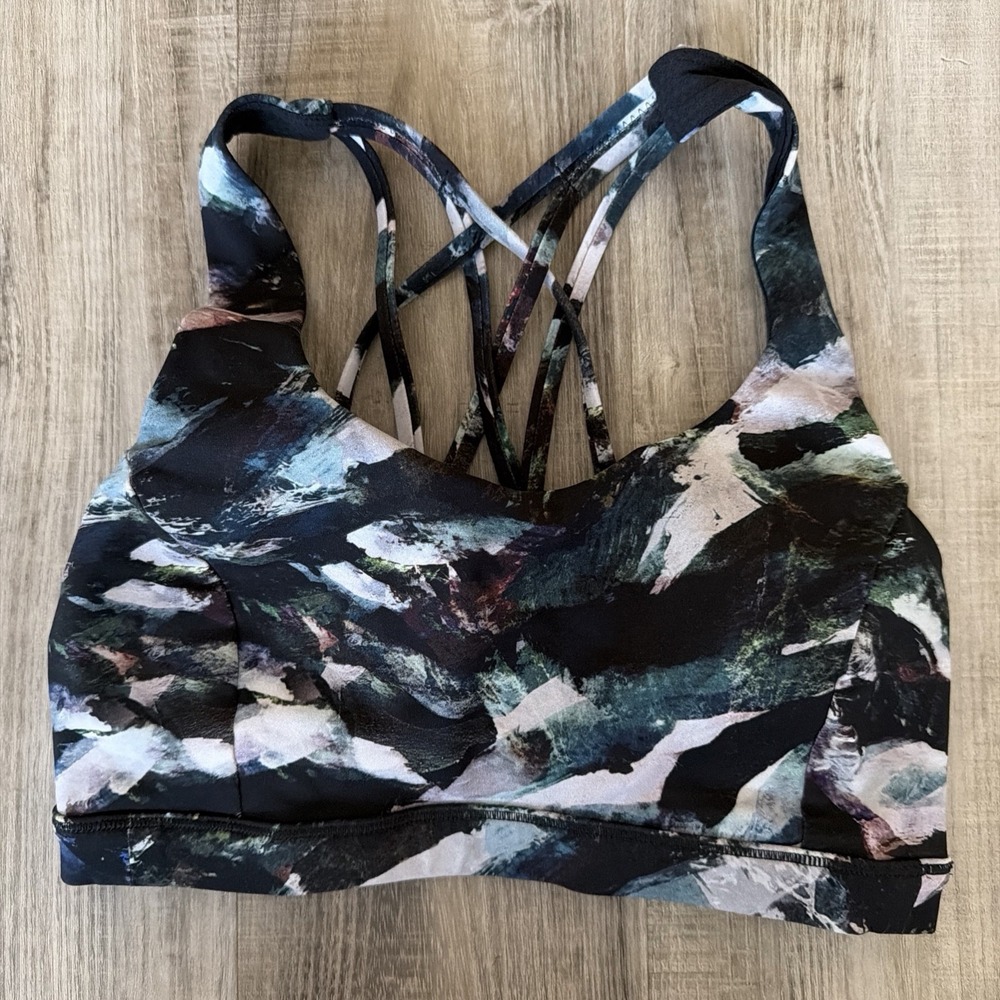 Lululemon Energy Bra in Glacier Camo Starlight Multicolor Size 6